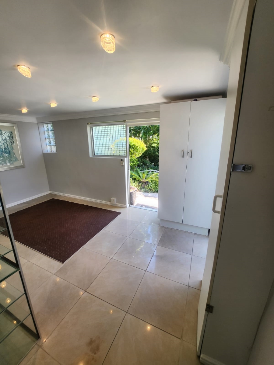 2 Bedroom Property for Sale in Beach Estate Western Cape